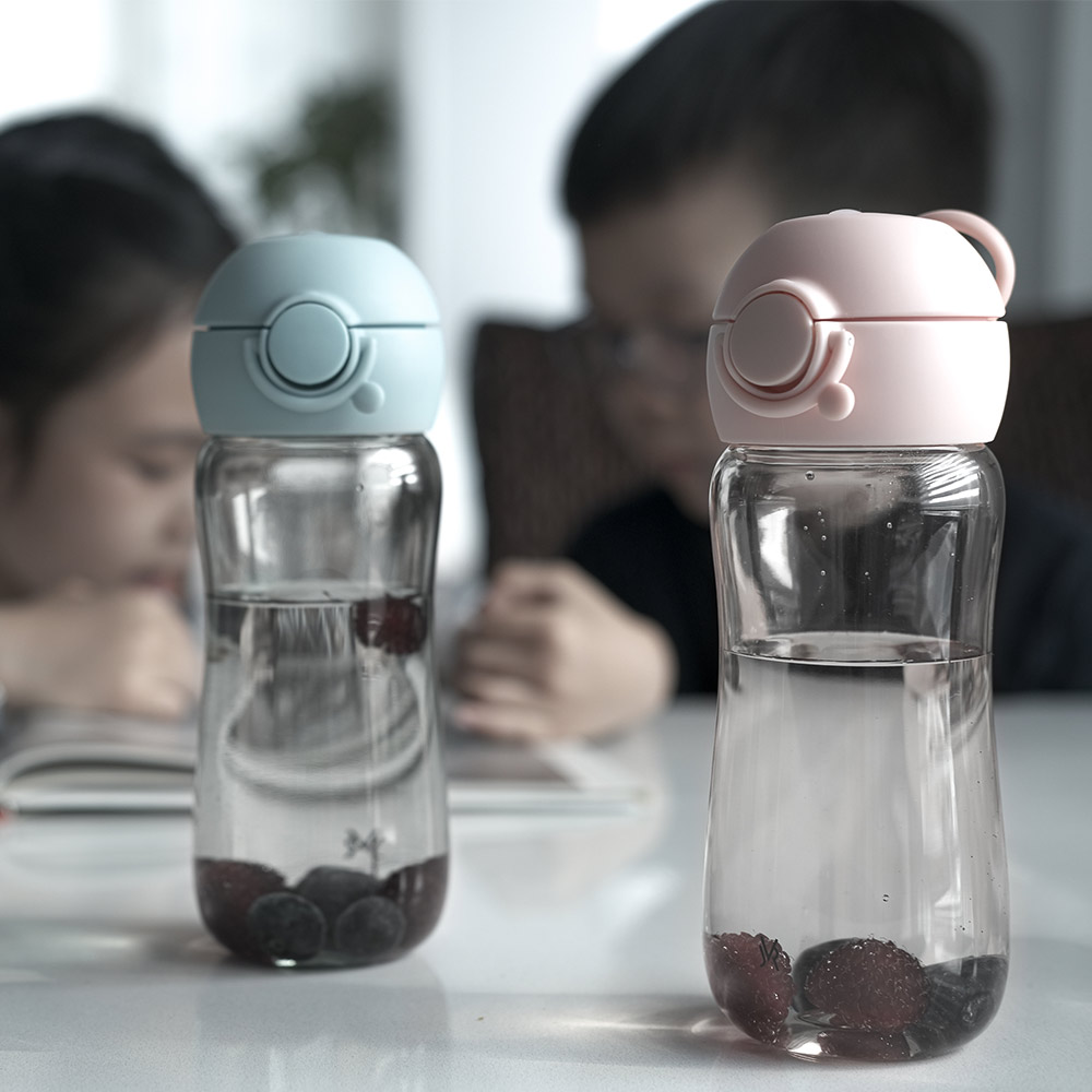 JVR 모노아이 트라이탄 원터치 스파우트 빨대 어린이 물병 400ml, 블루, 400ml, 1개 - 16,900원